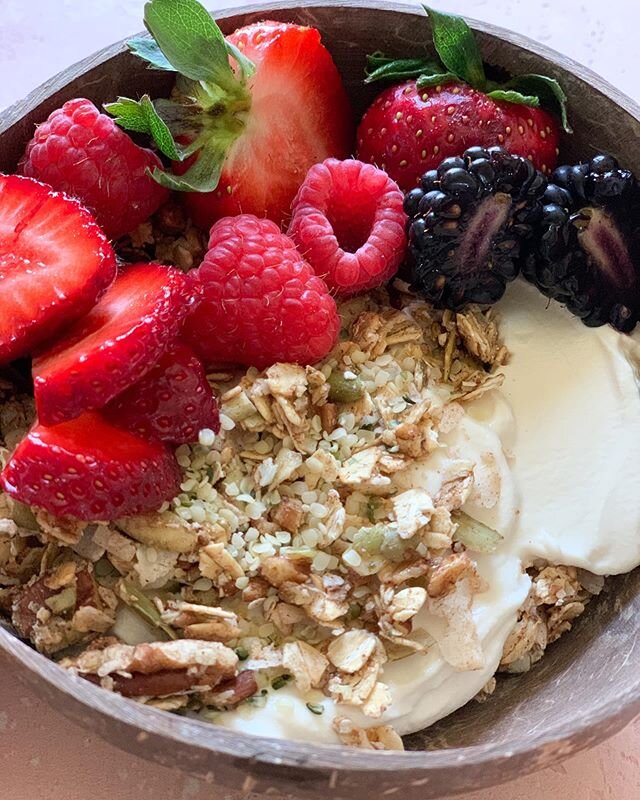 Easy granola recipe that you can make with pantry ingredients!  This granola is both chewy and crunchy, that&rsquo;s why it&rsquo;s my 𝐅𝐀𝐕𝐄! I hope you give it a try!  Recipe below. ⁣
⁣
BTW my @coconutbowls is filled with my homemade granola, a layer on the bottom and the top, with unsweetened plant-based yogurt, lots of berries and hemp seeds!⁣
⁣
𝐇𝐞𝐚𝐥𝐭𝐡𝐲 𝐂𝐡𝐞𝐰𝐲 &amp; 𝐂𝐫𝐮𝐧𝐜𝐡𝐲 𝐆𝐫𝐚𝐧𝐨𝐥𝐚 (𝐨𝐢𝐥-𝐟𝐫𝐞𝐞)⁣
⁣
2 cups rolled oats (gluten-free if needed)⁣
1 cup finely shredded coconut or coconut flakes (sulfite-free)⁣
1 cup pumpkin seeds⁣
1 cup walnuts or pecans⁣
1/2 teaspoon sea salt⁣
2 teaspoons pumpkin pie spice (or cinnamon)⁣
1/2 cup maple syrup⁣
⁣
1️⃣Preheat oven to 225F. Line a large baking sheet with parchment paper or use a silicone liner.⁣
2️⃣This step is optional, however, this is how I like it and I think it helps the texture. Add the 1 C walnuts and 1 C pumpkin seeds to a high speed blender. Pulse 5 or 6 times to roughly chop. I also like chopping them up first because it makes the nuts and seeds smaller and easier to chew for my youngest son.⁣
3️⃣In a large bowl, add all dry ingredients.  Stir thoroughly.⁣
Drizzle in the maple syrup while continuing to stir. Work the maple syrup into the dry ingredients by pressing the spoon into the mixture. Do this until the mixture is less crumbly.⁣
4️⃣ Spread evenly on prepared tray and bake for 45 minutes. Remove from oven and let cool completely. I let it sit out for an hour or two.⁣
5️⃣After the granola is completely cooled, use a spoon to break the granola up into pieces. Store in a glass container or jar in the fridge for up to one month. This can be stored on the counter for up to a week. The longer the granola is in the fridge, the chewier versus crunchier it is. Sealing it well will ensure it stays crunchier longer. ⁣